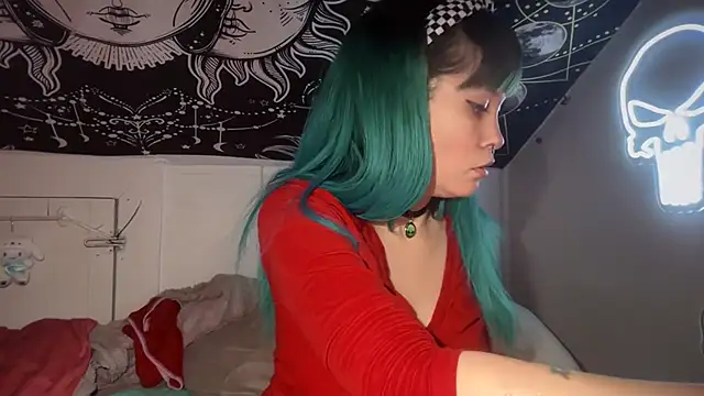 Snapshot of FRRANNKIE chatting on December 29, 10:14 pm FRRANNKIE online show from December 29, 10:14 pm