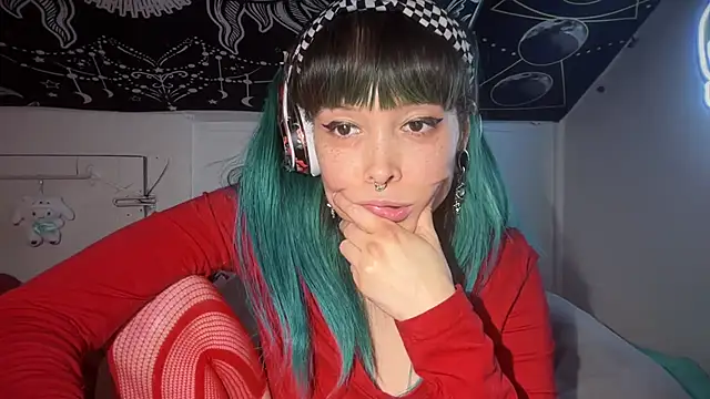 Snapshot of FRRANNKIE chatting on December 30, 1:15 am FRRANNKIE online show from December 30, 1:15 am