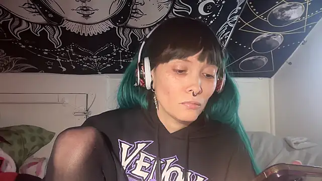 Snapshot of FRRANNKIE chatting on January 7, 3:54 pm FRRANNKIE online show from January 7, 3:54 pm