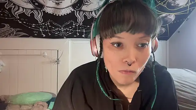 Snapshot of FRRANNKIE chatting on January 23, 1:51 am FRRANNKIE online show from January 23, 1:51 am