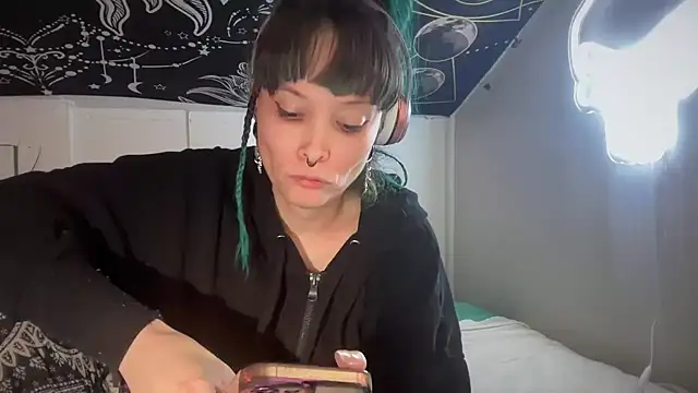 Snapshot of FRRANNKIE chatting on January 23, 9:18 am FRRANNKIE online show from January 23, 9:18 am