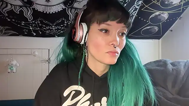 Snapshot of FRRANNKIE chatting on January 27, 6:30 am FRRANNKIE online show from January 27, 6:30 am