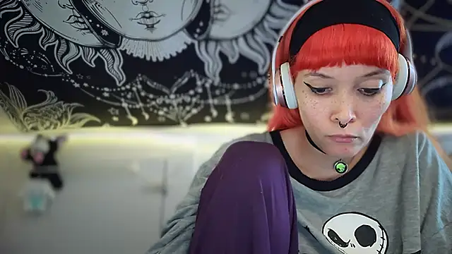 Snapshot of FRRANNKIE chatting on September 21, 9:00 am FRRANNKIE online show from September 21, 9:00 am