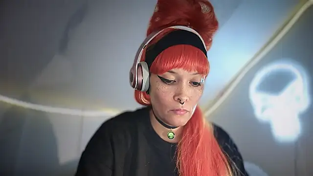 Snapshot of FRRANNKIE chatting on October 20, 3:34 pm FRRANNKIE online show from October 20, 3:34 pm