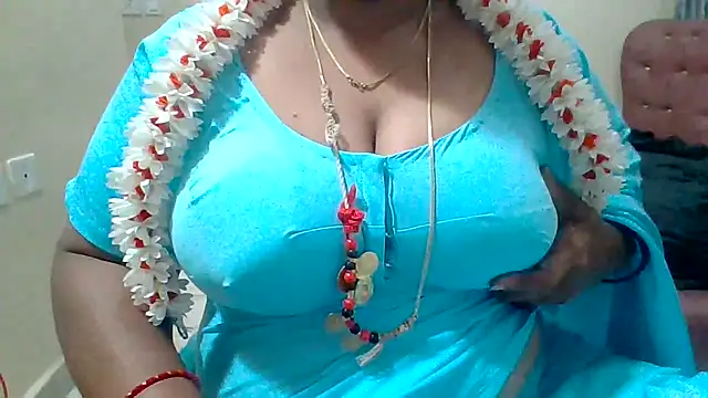 Snapshot of archanatelugu9 chatting on November 25, 7:36 pm archanatelugu9 online show from November 25, 7:36 pm