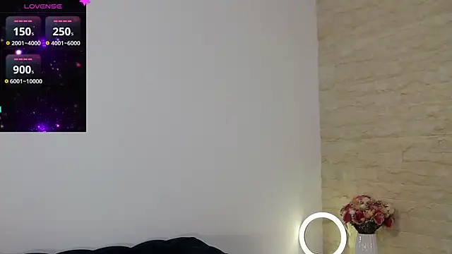 Kailynn Moenn online show from December 4, 10:30 pm