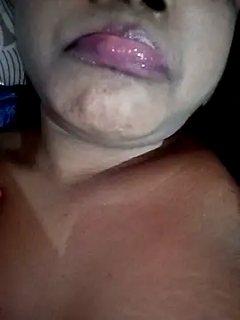 Hotlisa online show from December 31, 4:14 pm