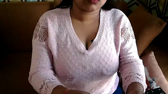 Snapshot of shivi_moto chatting on March 8, 5:59 am shivi moto online show from March 8, 5:59 am