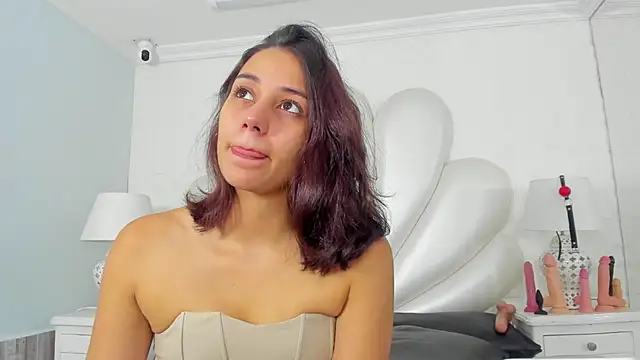 LucianaCarter online show from December 18, 12:18 pm