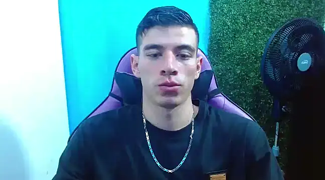 DEIBY BABY online show from December 11, 7:57 pm