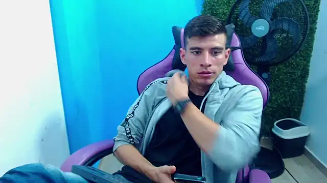 DEIBY BABY online show from December 29, 2:38 am