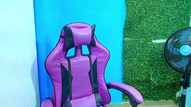 DEIBY BABY online show from January 22, 1:20 am