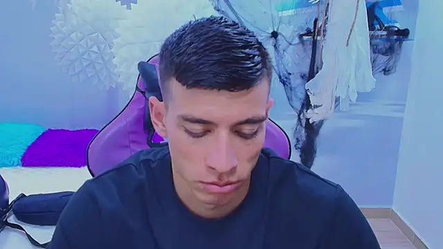 DEIBY BABY online show from November 1, 10:01 pm