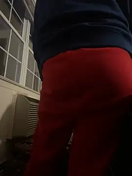 Snapshot of DominiqueX0 chatting on January 21, 3:48 am DominiqueX0 online show from January 21, 3:48 am