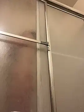 Snapshot of DominiqueX0 chatting on January 27, 3:37 am DominiqueX0 online show from January 27, 3:37 am