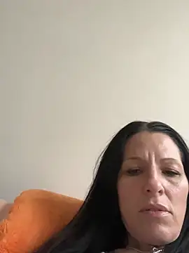 Snapshot of DominiqueX0 chatting on February 26, 7:27 pm DominiqueX0 online show from February 26, 7:27 pm