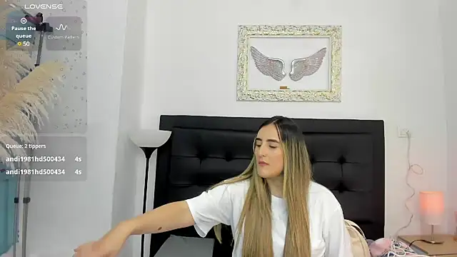 Hanna86 online show from February 19, 7:38 pm