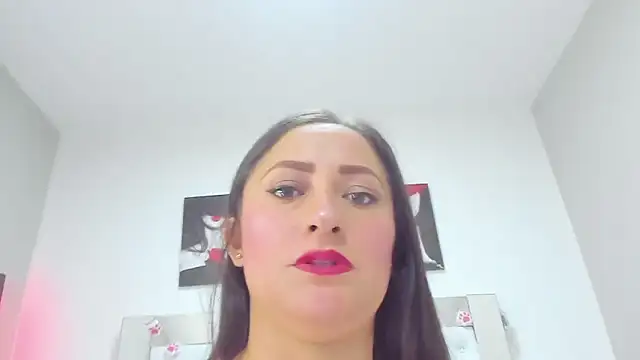 Lindacarterr  online show from March 5, 1:52 am