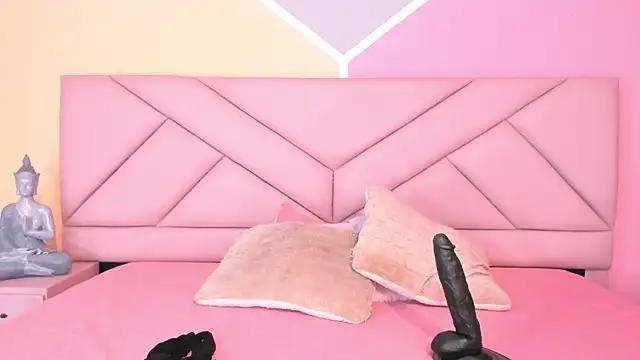 samantha stan online show from February 8, 8:10 pm