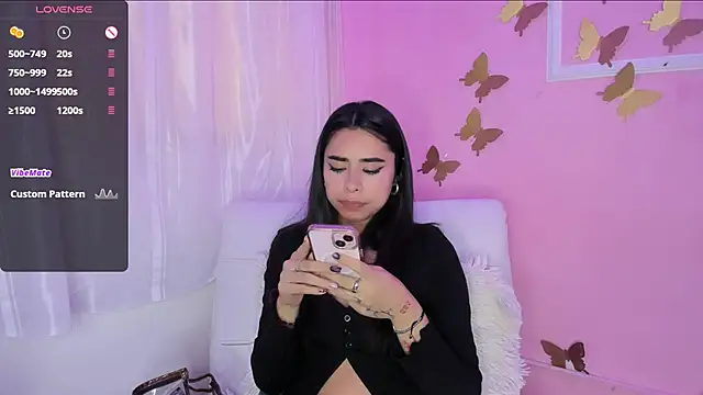 AmyOlimpo online show from January 15, 8:58 pm