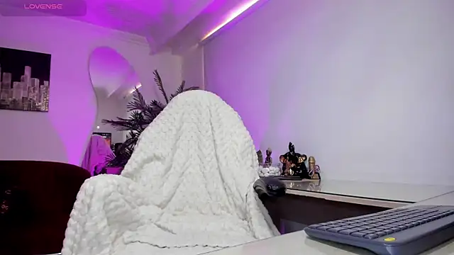 NebetColin online show from October 30, 7:14 pm