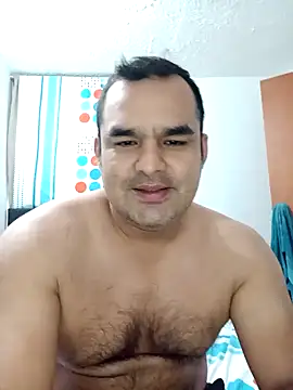 Snapshot of Angeelus2 chatting on January 17, 1:57 am Angeelus2 online show from January 17, 1:57 am