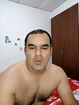 Snapshot of Angeelus2 chatting on November 30, 2:04 am Angeelus2 online show from November 30, 2:04 am