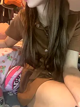 LaPetitechienne1 online show from October 18, 12:24 am