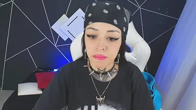 farichell online show from October 22, 7:35 pm