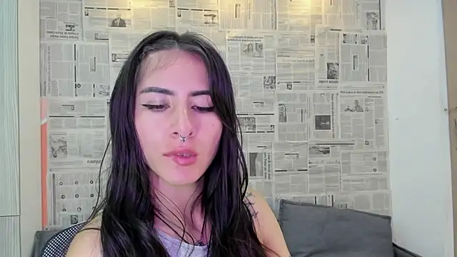 Mhelanny2 online show from December 30, 7:37 am