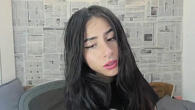 Mhelanny2 online show from January 15, 6:40 pm