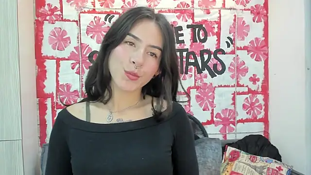 Mhelanny2 online show from March 13, 6:37 am