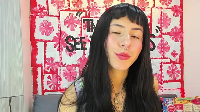 Mhelanny2 online show from March 20, 2:10 pm