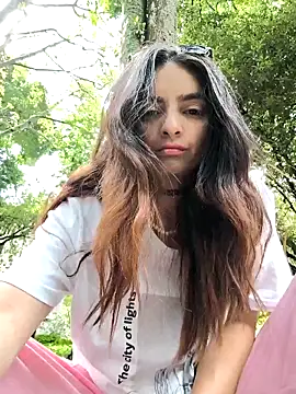 Sam Sara online show from February 17, 4:15 pm