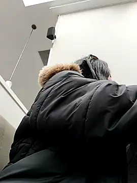 Sam Sara online show from March 22, 5:52 pm