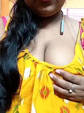 Sophiaboudi online show from December 25, 6:19 pm