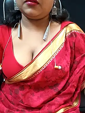 Sophiaboudi online show from October 18, 6:19 pm