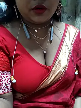 Sophiaboudi online show from November 15, 5:42 pm