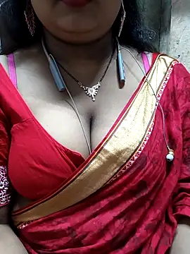 Sophiaboudi online show from November 22, 5:45 pm