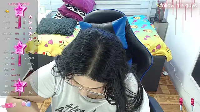 evelin zaens online show from February 7, 10:19 am