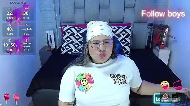 evelin zaens online show from November 21, 4:33 am