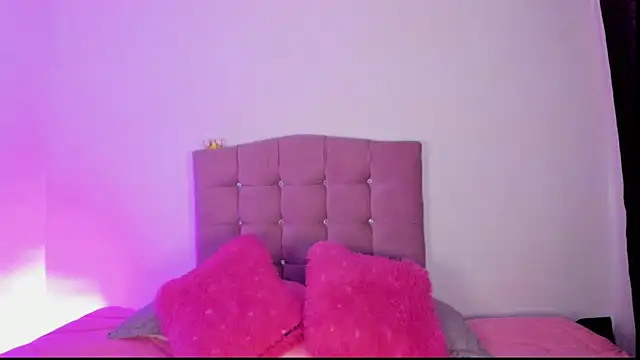 MarieLatex online show from September 9, 8:52 pm