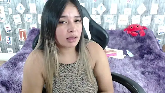 SaraCrow online show from February 9, 8:22 am