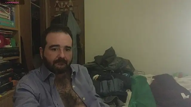 curiosillo83 online show from March 1, 5:42 am