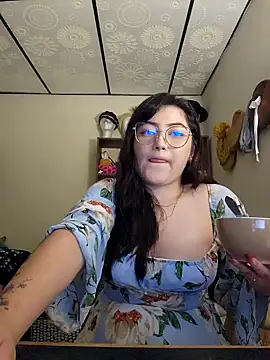 Snapshot of Sakura_0505 chatting on December 17, 12:45 am Sakura 0505 online show from December 17, 12:45 am