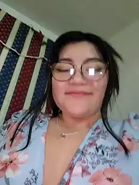 Snapshot of Sakura_0505 chatting on January 19, 12:17 am Sakura 0505 online show from January 19, 12:17 am