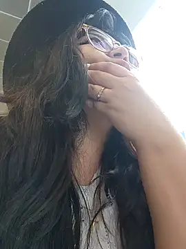 Snapshot of Sakura_0505 chatting on January 25, 8:21 pm Sakura 0505 online show from January 25, 8:21 pm