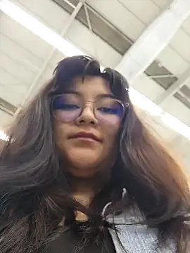 Snapshot of Sakura_0505 chatting on January 29, 12:33 am Sakura 0505 online show from January 29, 12:33 am