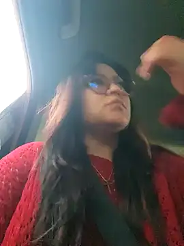 Snapshot of Sakura_0505 chatting on February 13, 10:11 pm Sakura 0505 online show from February 13, 10:11 pm