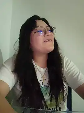 Snapshot of Sakura_0505 chatting on February 19, 10:53 pm Sakura 0505 online show from February 19, 10:53 pm